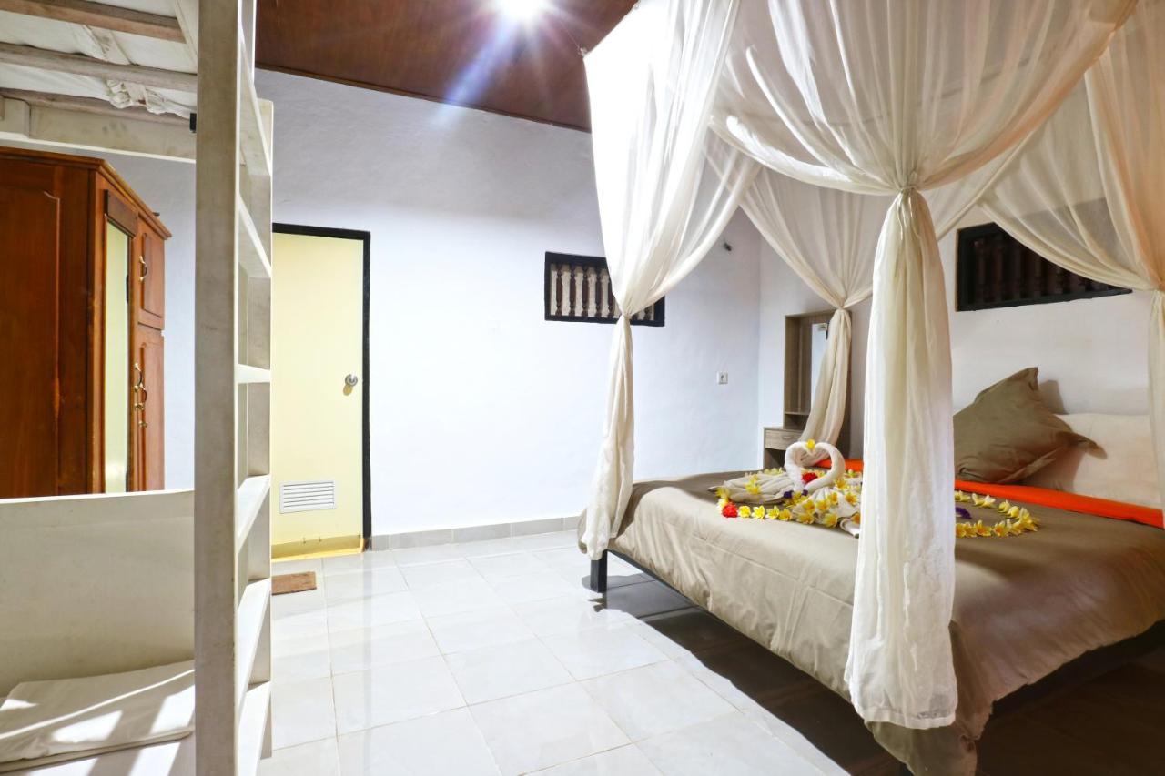 Sunjaya Kubu Guesthouse Lembongan Esterno foto