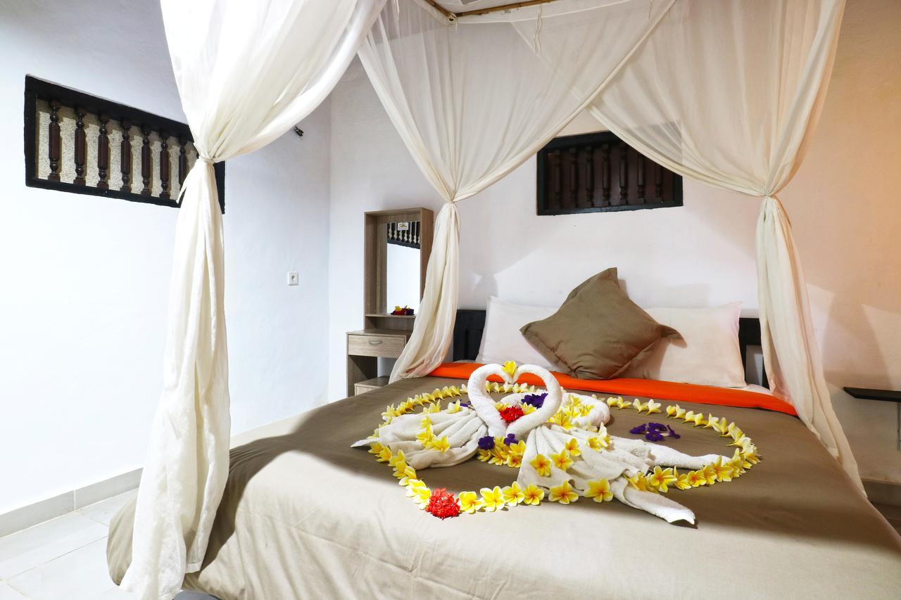 Sunjaya Kubu Guesthouse Lembongan Esterno foto
